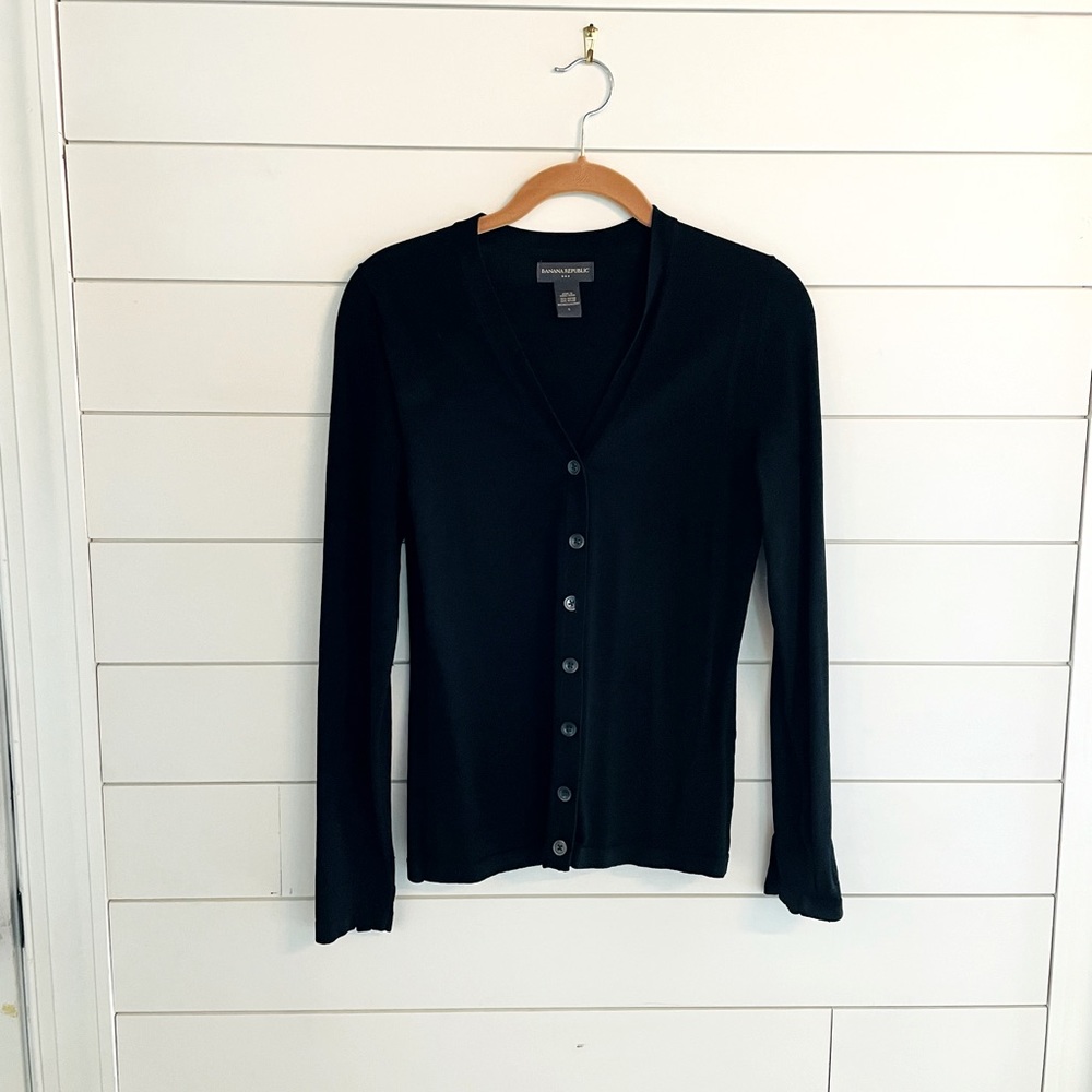 Banana Republic button cardigan